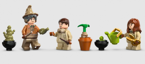 Castelul Hogwarts: Lectia de ierbologie 76445 LEGO Harry Potter